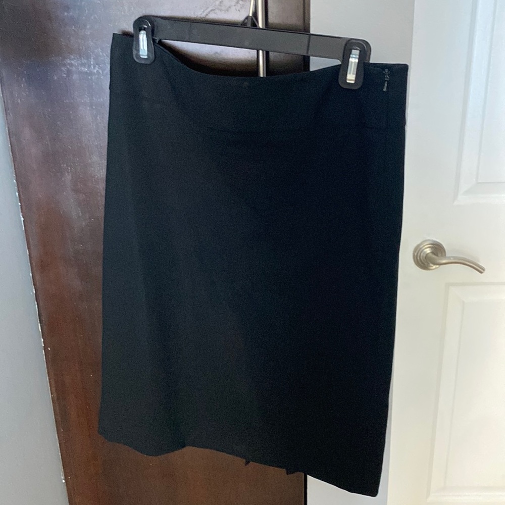 Banana Republic pencil skirt size 4